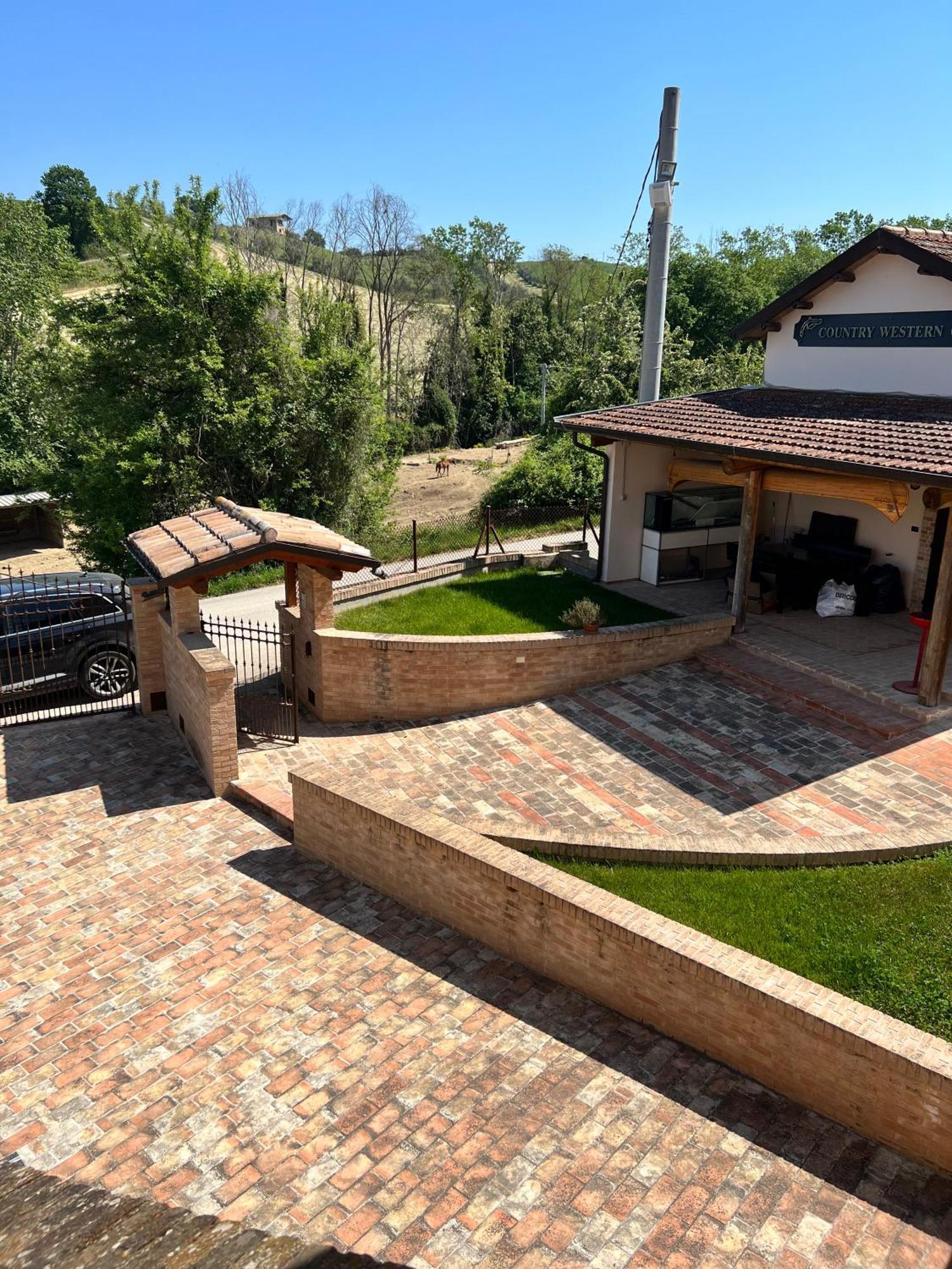 Country House Western Club Sant'Omero Exterior foto